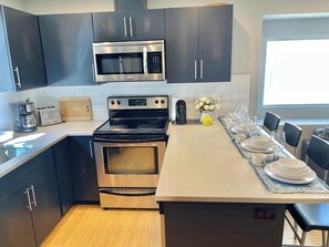 微波炉、烤箱、炉灶、洗碗机