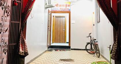 Shree kala kunj Guest House