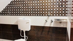 ห้องดีลักซ์ดับเบิล | ห้องน้ำ