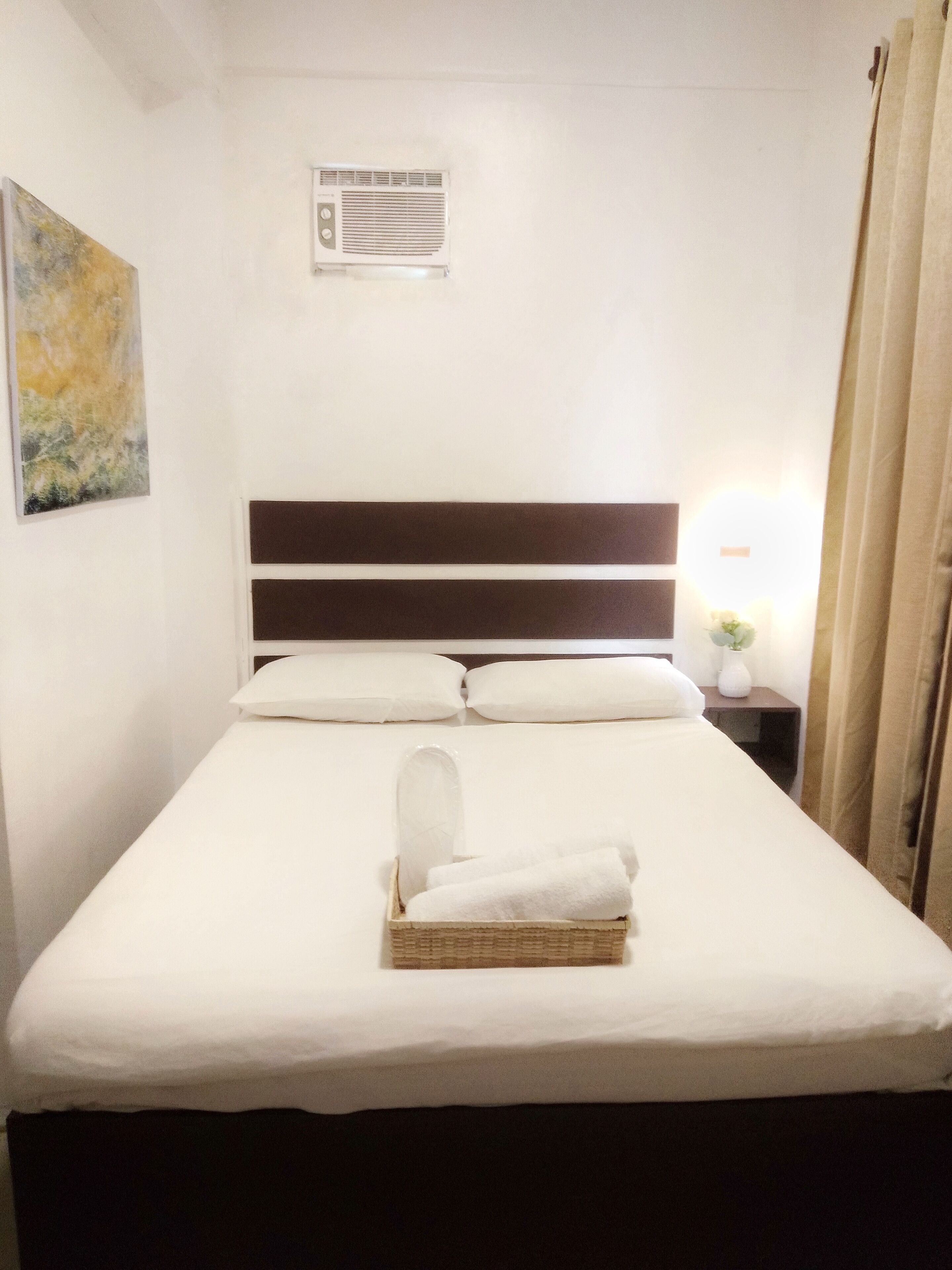 Decoración personalizada, muebles diferentes y wifi gratis 