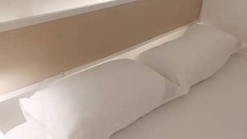 Deluxe Quadruple Room | Individually decorated, individually furnished, free WiFi, bed sheets