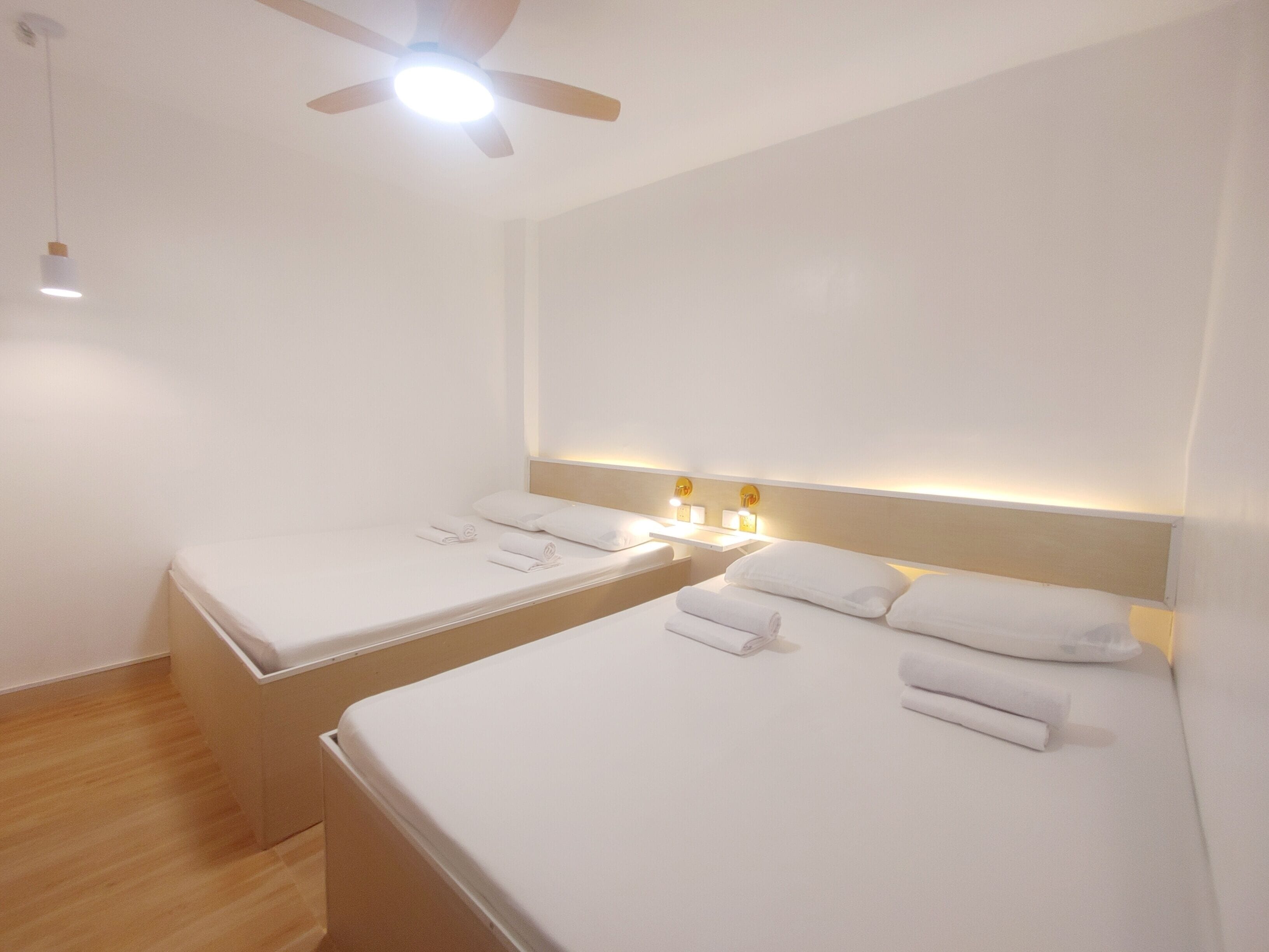 Decoración personalizada, muebles diferentes y wifi gratis 