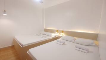 Deluxe Quadruple Room | Individually decorated, individually furnished, free WiFi, bed sheets