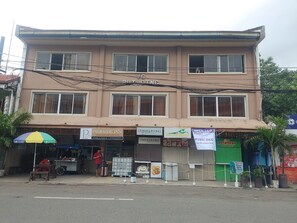 Fachada da propriedade