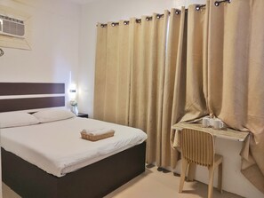 华丽双人房 | 特色装修、特色家居、免费 WiFi、床单