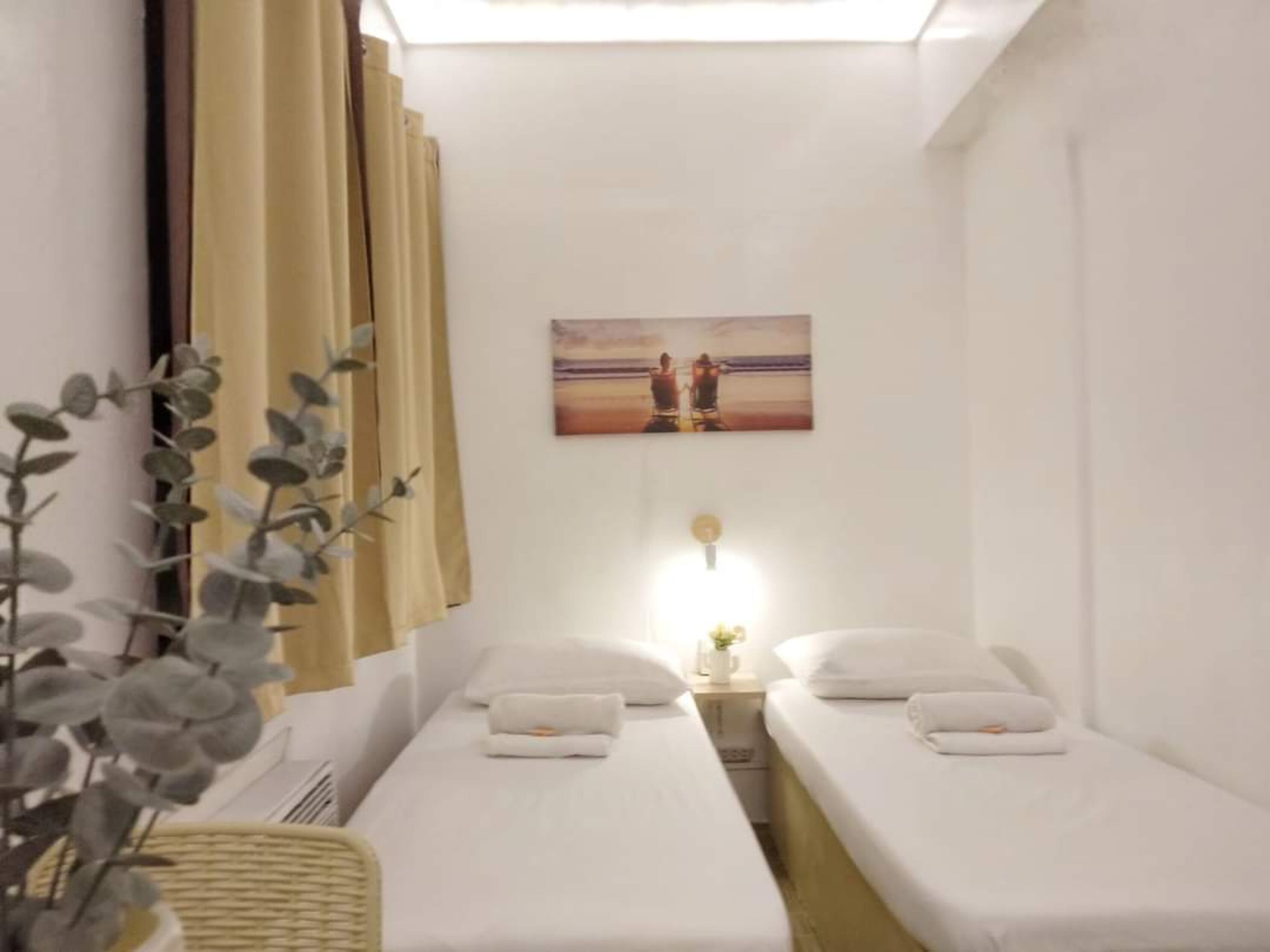 Decoración personalizada, muebles diferentes y wifi gratis 