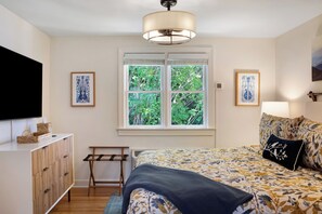 1 bedroom, iron/ironing board, Internet, bed sheets