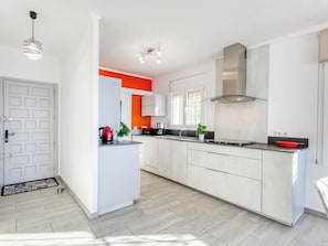 Fridge, microwave, oven, cookware/dishes/utensils