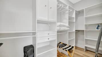 Deluxe-lejlighed - 4 soveværelser - balkon | Strygejern/strygebræt, gratis Wi-Fi