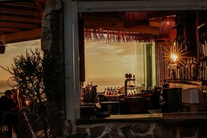 Bar (in der Unterkunft)