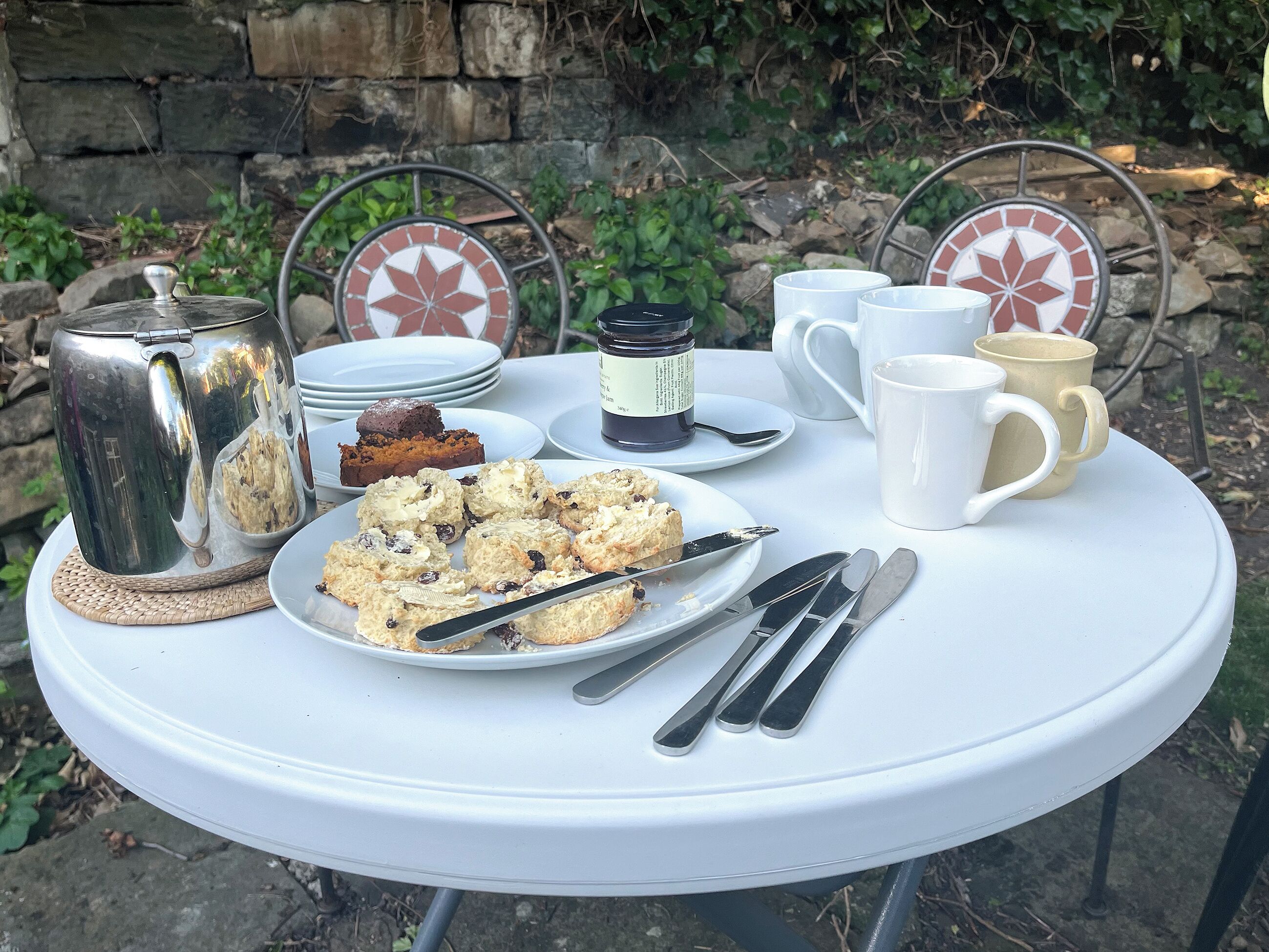 Sitting-out-area | Jennys Cottage, Osmotherley, near Brompton