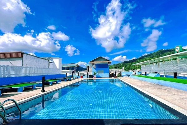 Outdoor pool, sun loungers