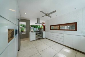 Mikrowelle, Ofen, Herdplatte