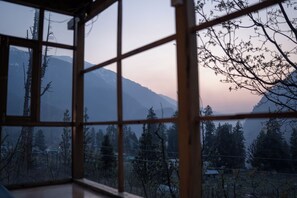 Villa exclusive, 2 chambres, balcon, vue sur la montagne | Intérieur