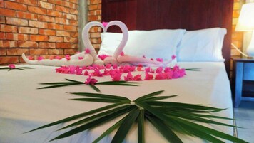 Habitación Deluxe con 1 cama doble o 2 individuales, balcón, vistas al jardín | Wifi gratis