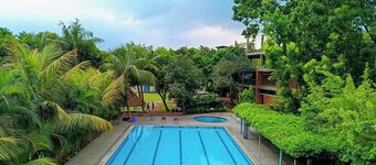 Chuti Aronnobash Resort
