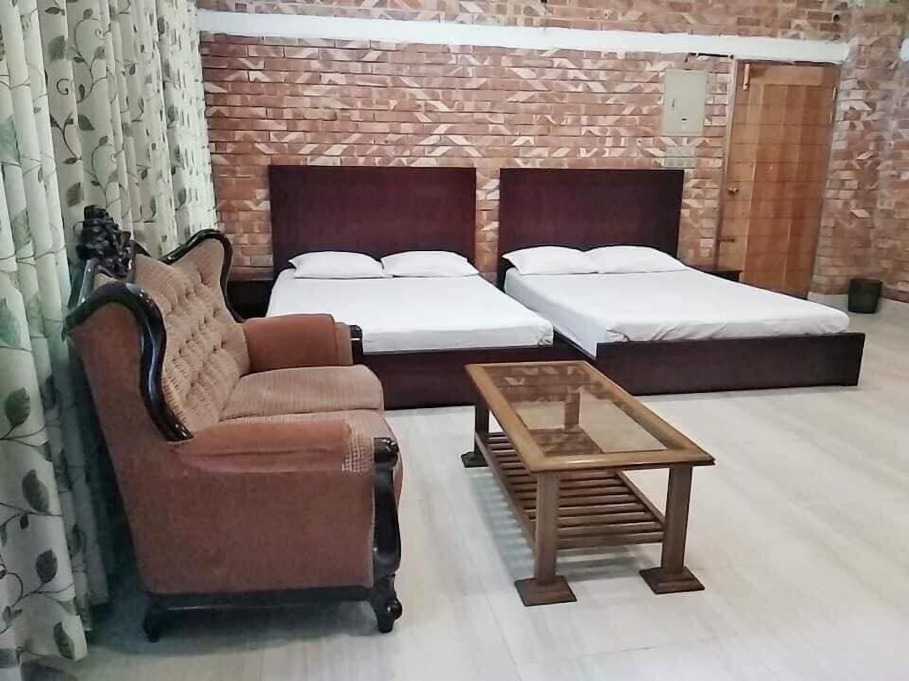 Deluxe Double or Twin Room, Balcony, Garden View | Free WiFi