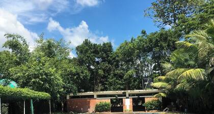 Chuti Aronnobash Resort