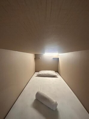 Laptop workspace, free WiFi