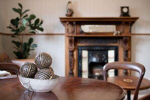 Interior - History Meets Luxury - Meet Wahroonga! (Launceston)