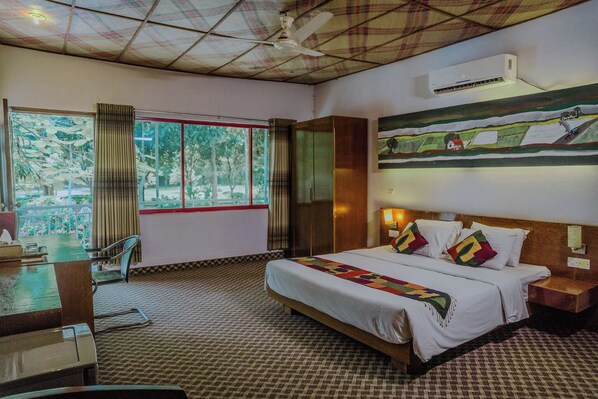 Free WiFi, bed sheets - Meghna Shorobor Resort (Matlab Uttar)