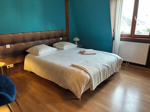 3 Schlafzimmer, Bügeleisen/Bügelbrett, WLAN, Bettwäsche