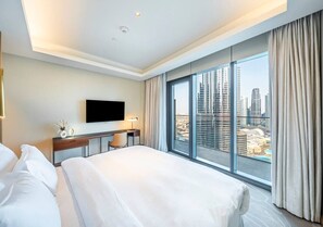 2 bedrooms, in-room safe, desk, soundproofing - Burj Khalifa & Fountain Views Skyline Suite at Address Opera (Dubai)