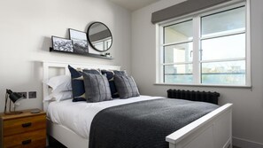 4 habitaciones, tabla de planchar con plancha y wifi gratis 
