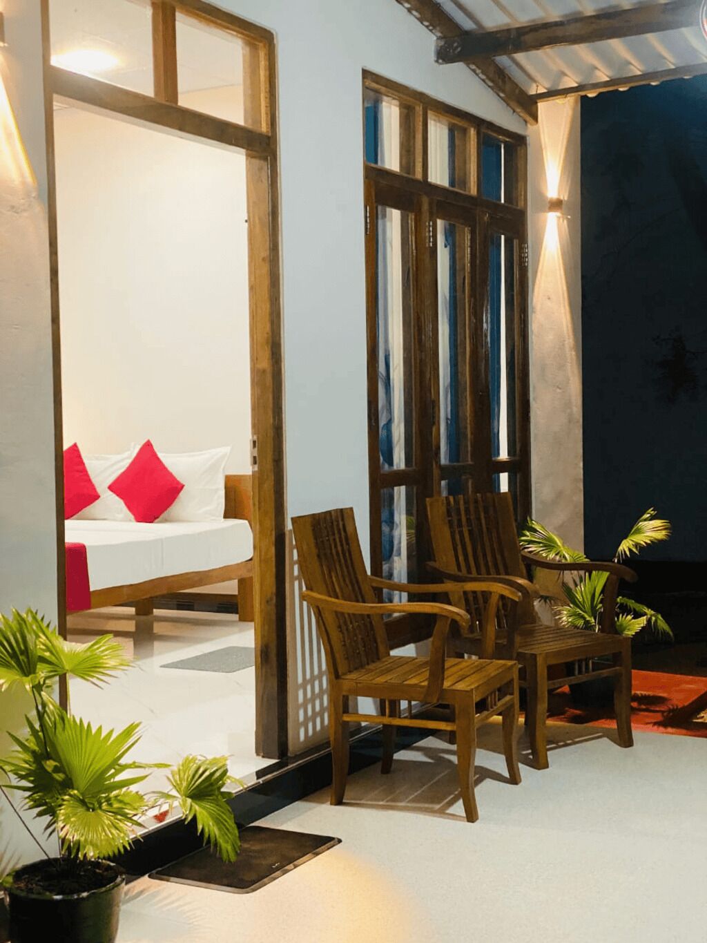 3 chambres, fer et planche à repasser