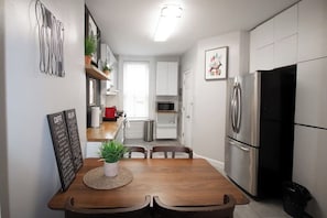 Fridge, microwave, stovetop, electric kettle