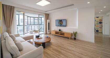 Tyms 4BR 2BA APT TianShan Changning