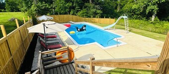 4 acre private Pool Modern Estate! Near Hoover Met