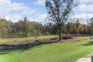 المنطقة المحيطة بالمنشأة