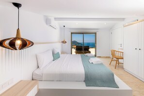 5 slaapkamers, een strijkplank/strijkijzer, wifi, beddengoed
