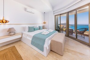 5 bedrooms, iron/ironing board, WiFi, bed sheets