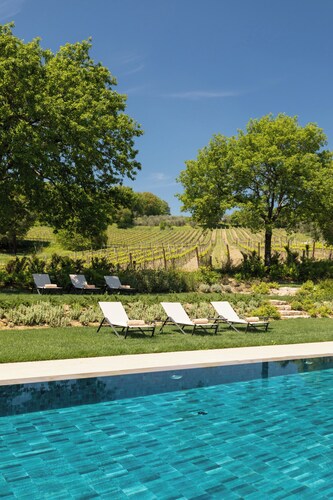 Godiluva, wine villa