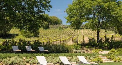 Godiluva, wine villa