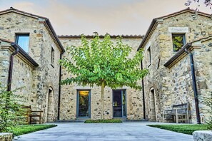 Exterior - Godiluva, wine villa (Toscana)
