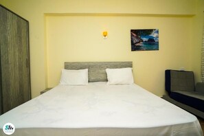 1 chambre, draps fournis, accès pour personnes à mobilité réduite