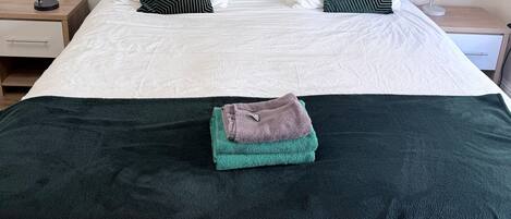 1 sovrum, strykjärn/strykbräda, internet och sängkläder