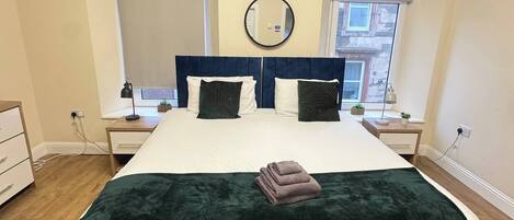 1 間睡房、熨斗/熨衫板、上網、床單