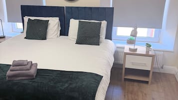 1 bedroom, iron/ironing board, Internet, bed sheets