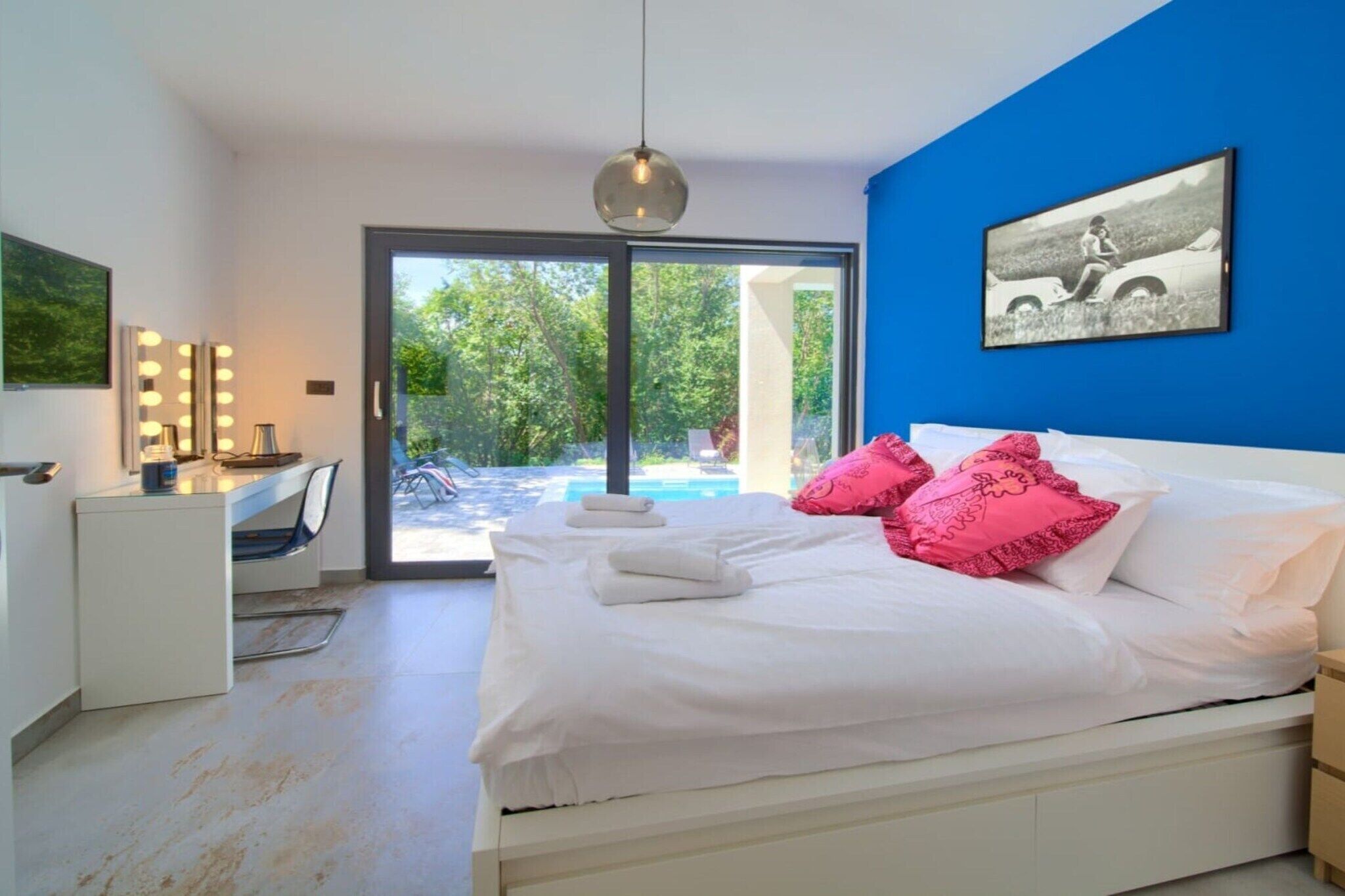 2 bedrooms, iron/ironing board, travel crib, free WiFi