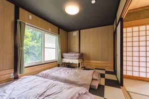 Maison Confort, non-fumeurs, patio | Fer et planche à repasser, Wi-Fi gratuit, draps fournis