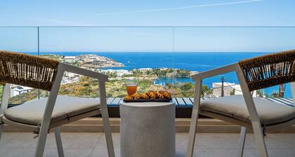 Majo Luxury 11BDR Villa with Sea View 2Heated Pools, Gym Sauna