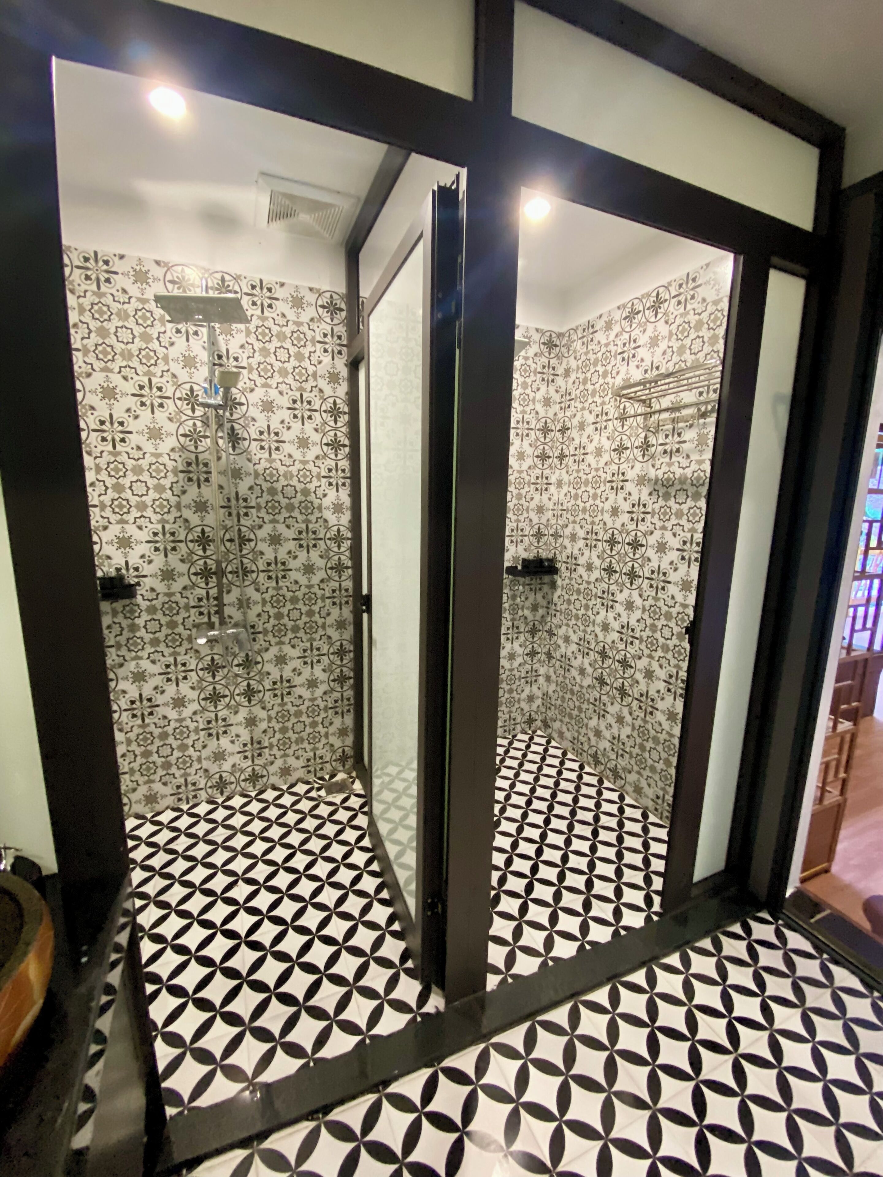 Gemeinsamer Schlafsaal | Badezimmer