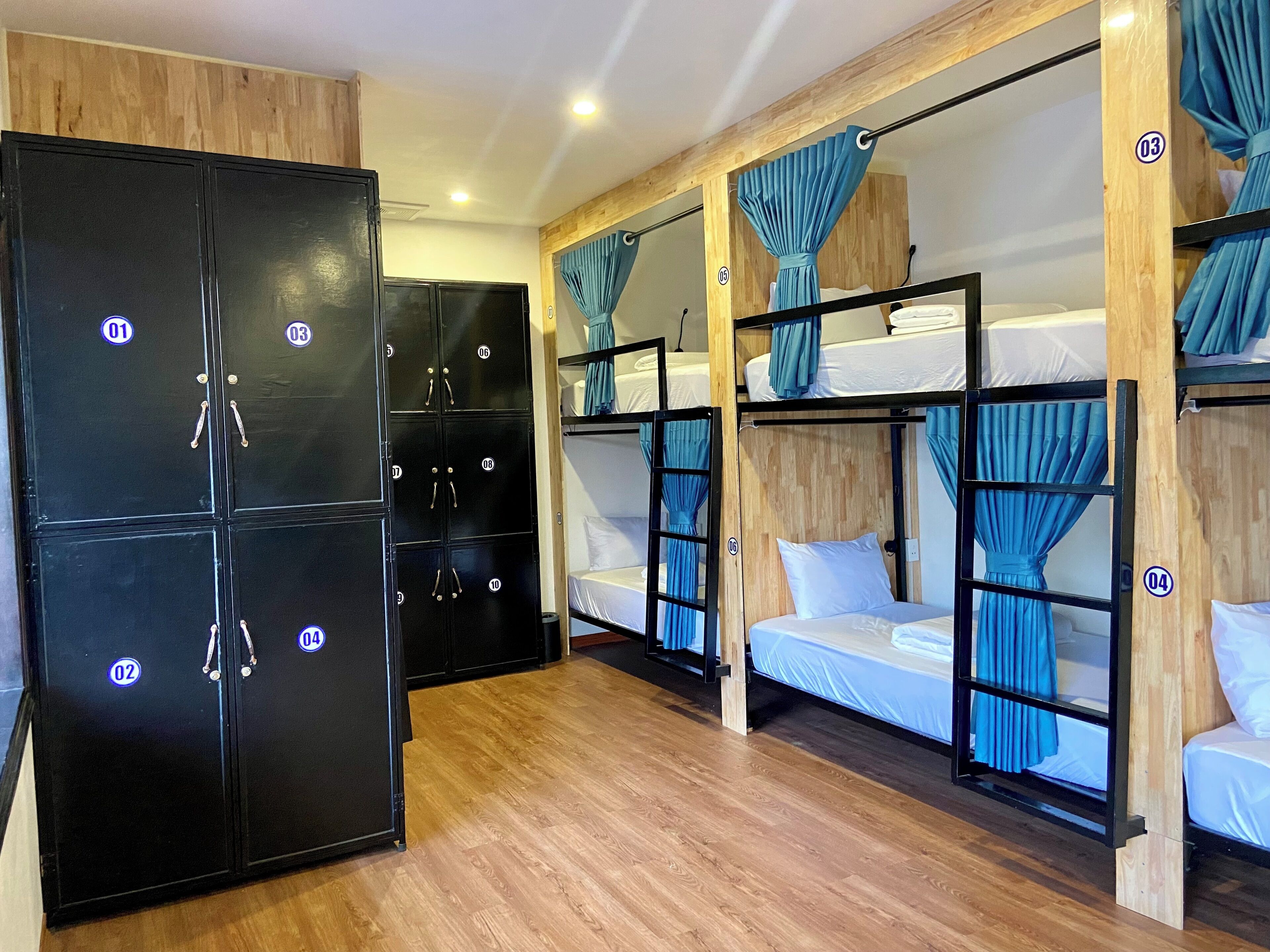 Shared Dormitory | Free WiFi