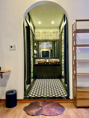 Ann Garden Retreat Cat Ba