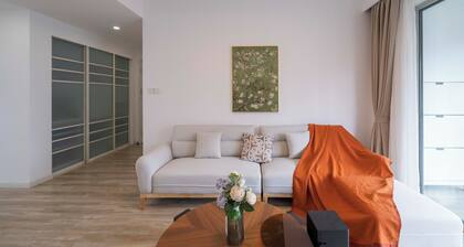 Tyms Tianshan 4BR 2BA APT Residence