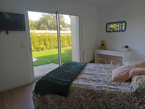 Schreibtisch, kostenloses WLAN, Bettwäsche
